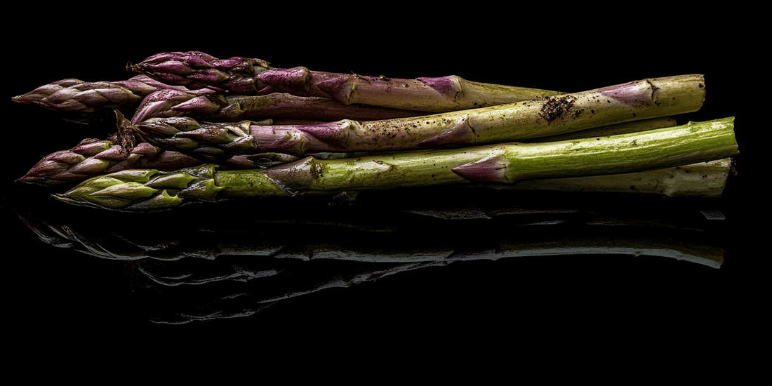 Green and purple asparagus spears