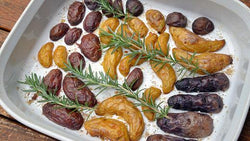 Roasted potatoes with garlic and rosemary