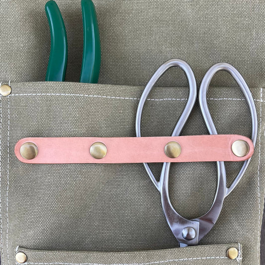Gardening Apron - Waxed Canvas Apron with Pockets (Light Green) The Celtic Farm