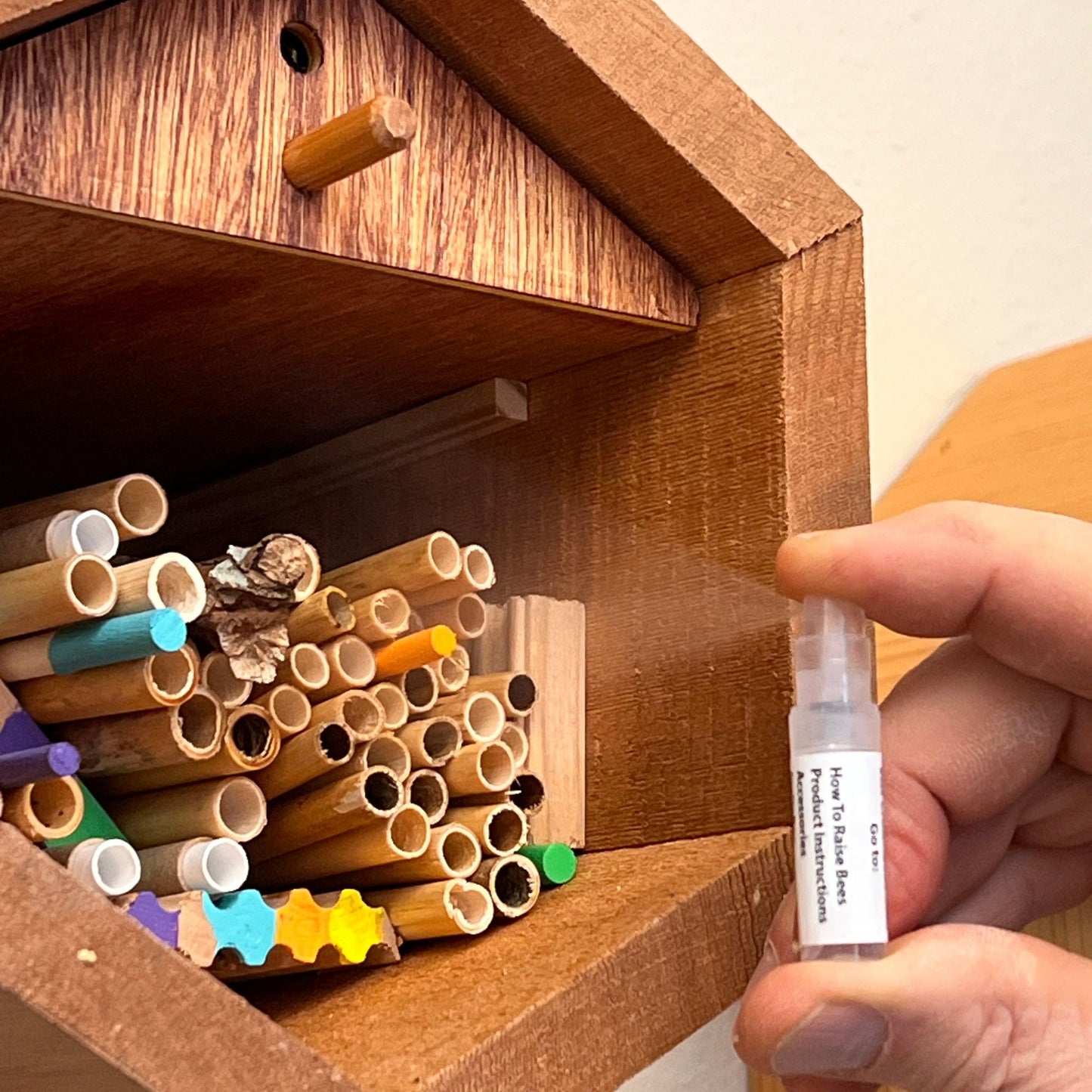 InvitaBee(TM) Mason Bee Attractant - Grow Organic