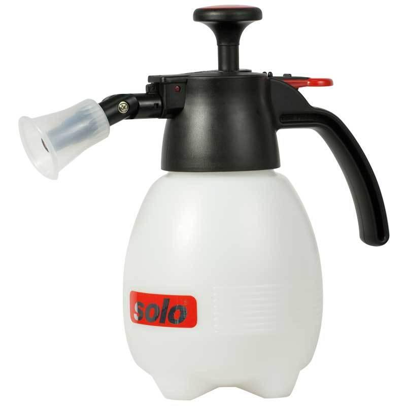 handheld herbicide sprayers Solo 1-Liter Handheld Sprayer